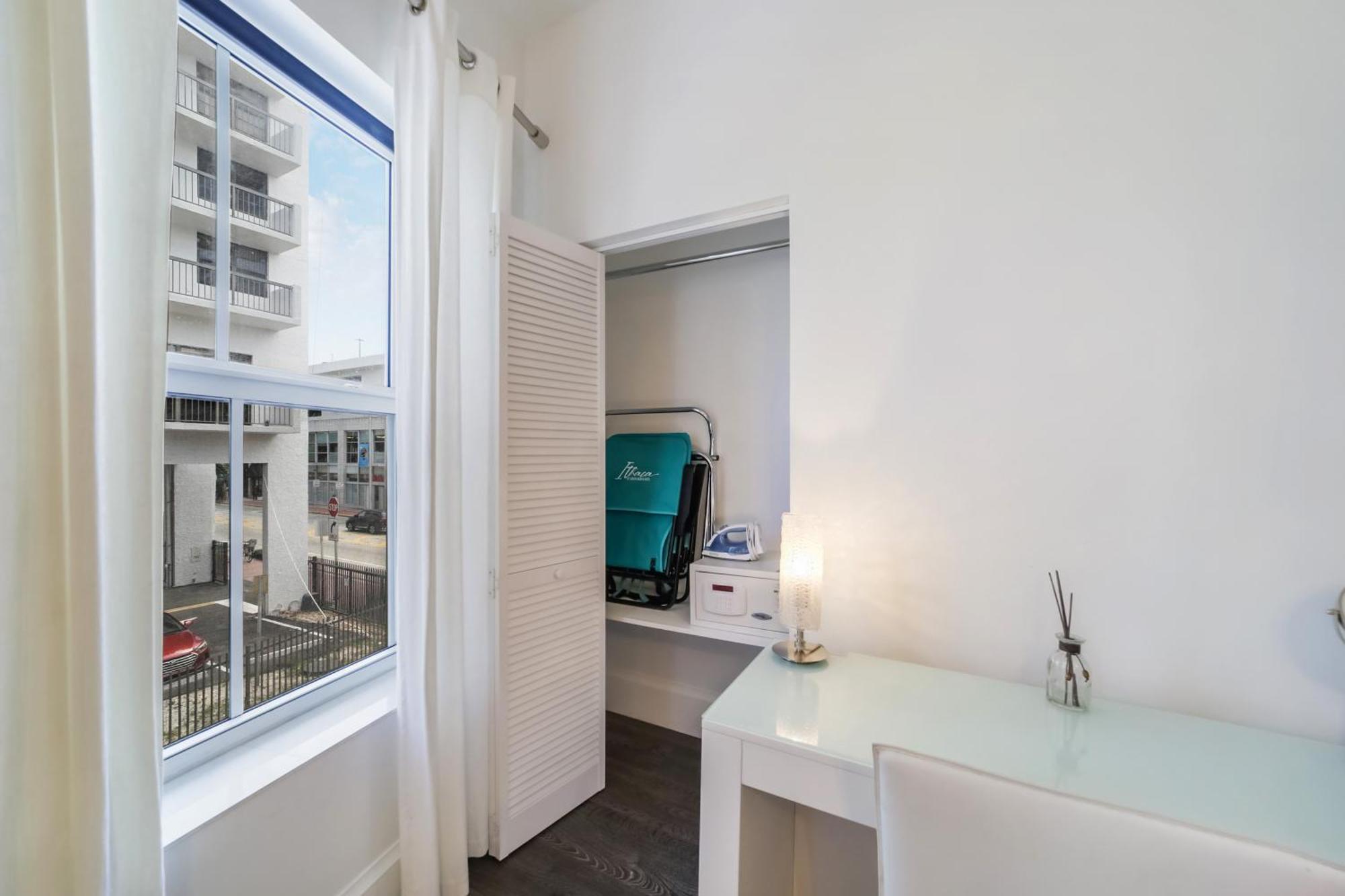 Ithaca Aparthotel Miami Beach Exteriör bild